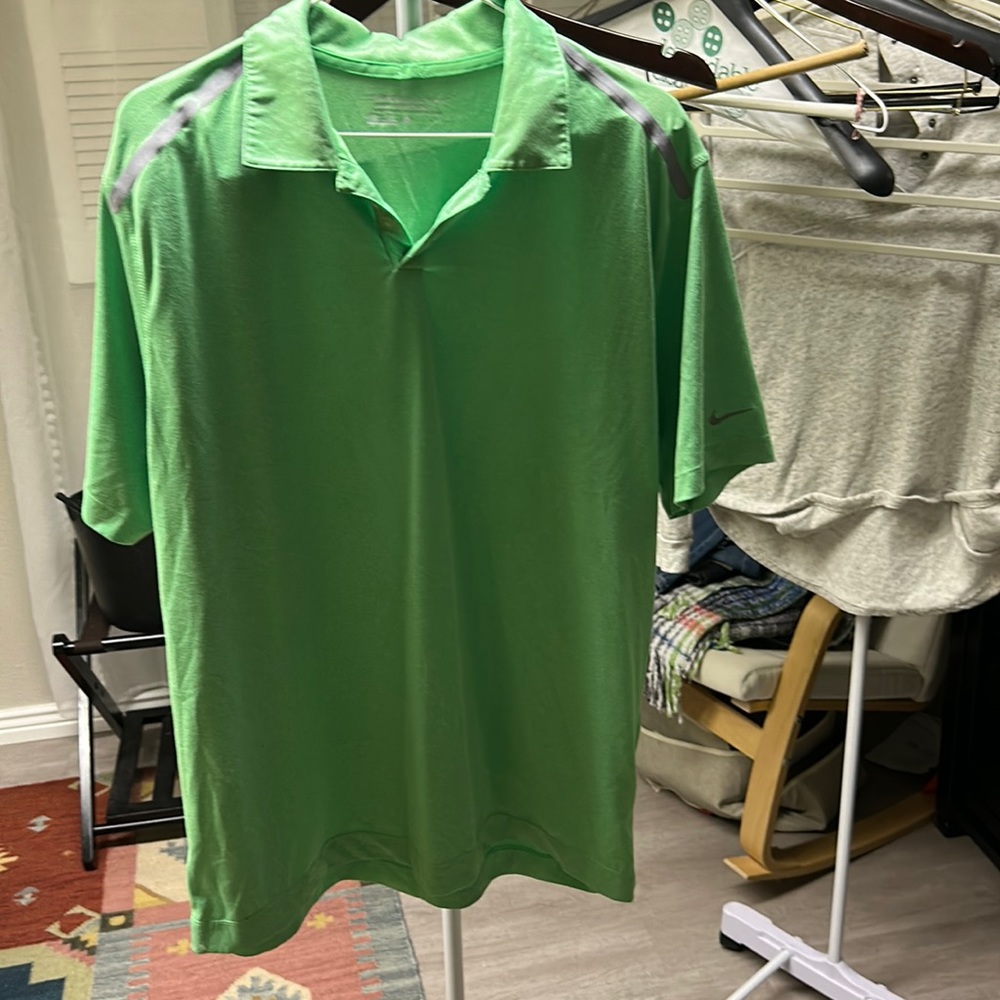 Green L Nike golf tour performance golf shirt polo